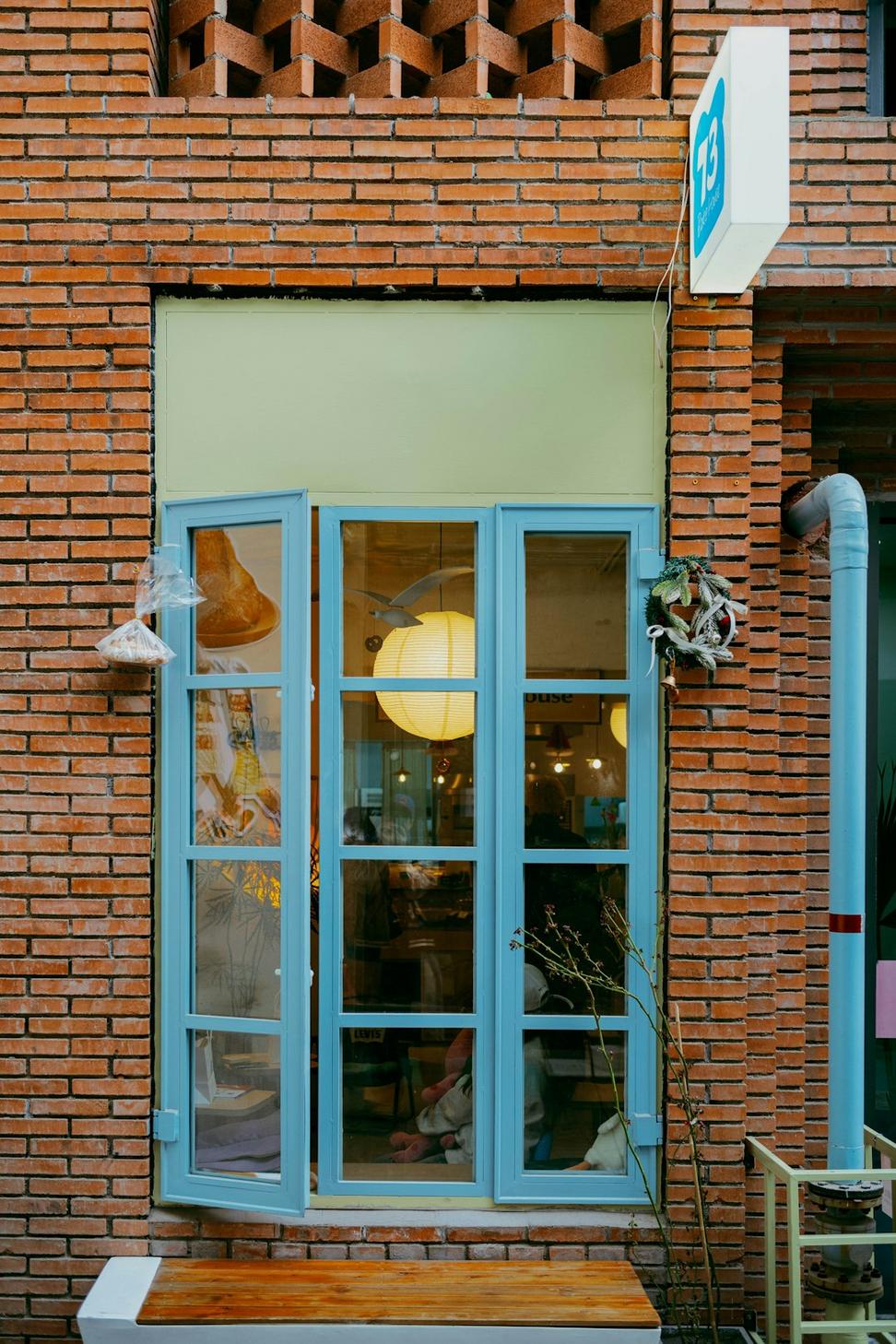 Lakeshore Market Street